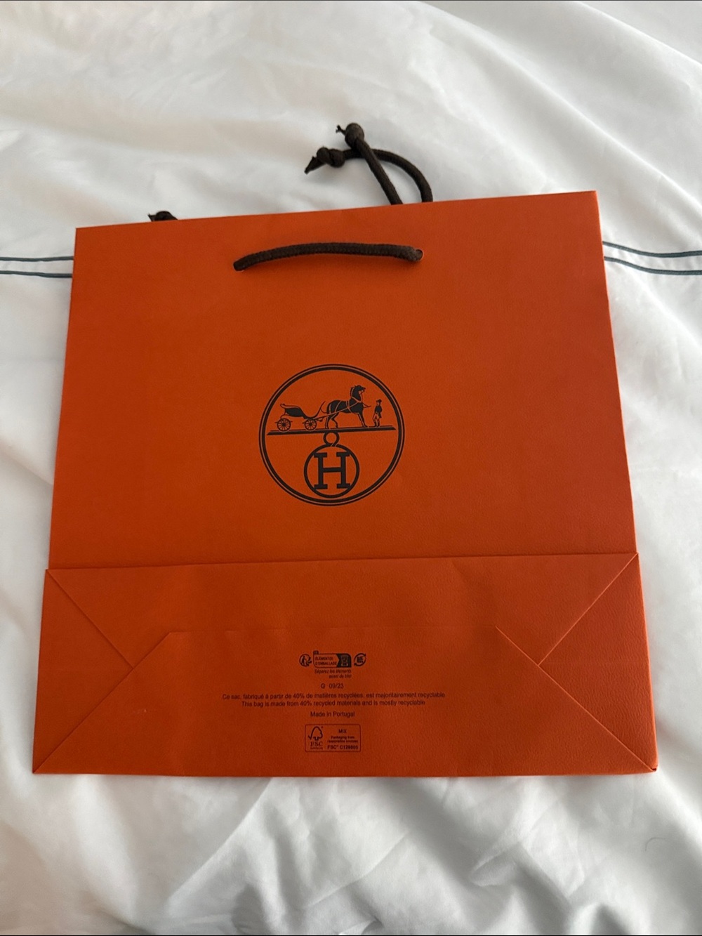 Hermès Orange gift bag